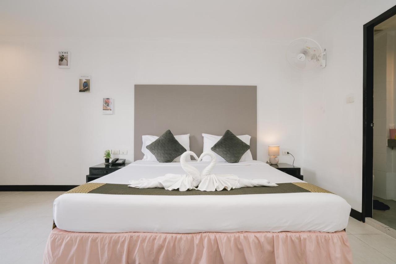 Noble House Patong Hotel Kültér fotó