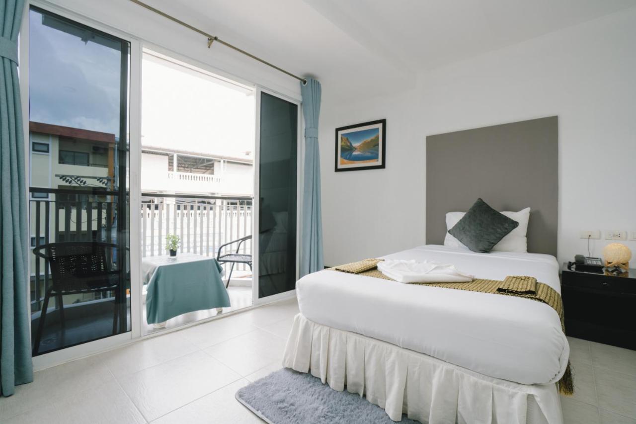 Noble House Patong Hotel Kültér fotó