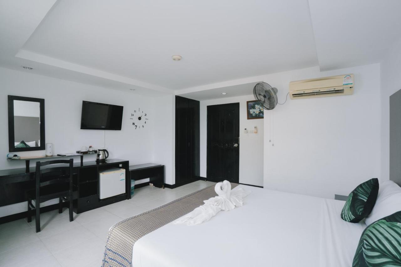 Noble House Patong Hotel Kültér fotó
