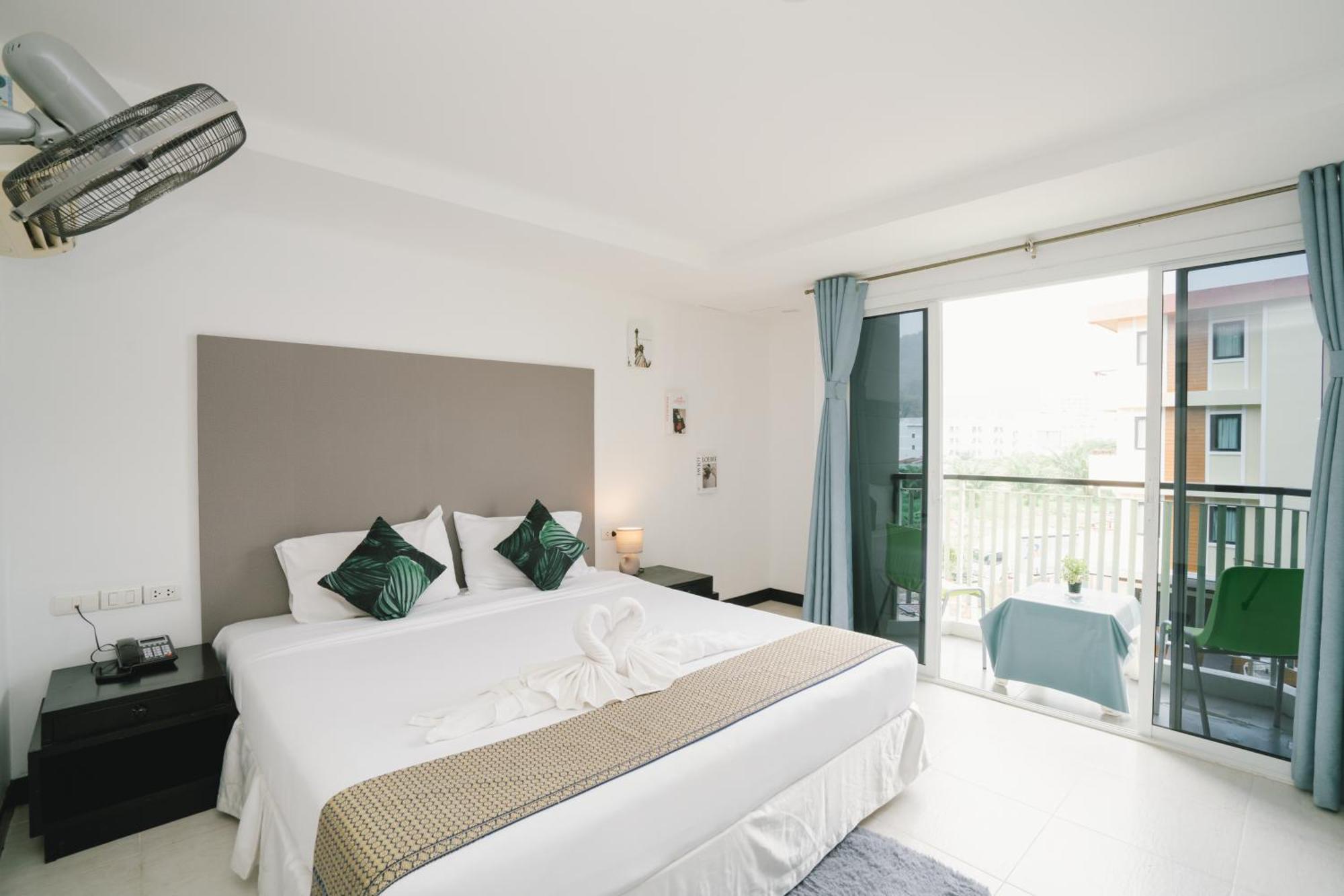 Noble House Patong Hotel Kültér fotó