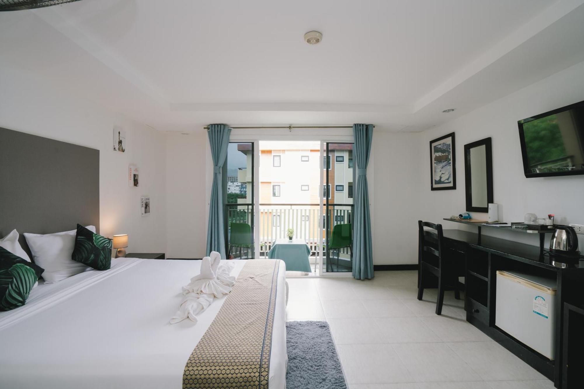 Noble House Patong Hotel Kültér fotó