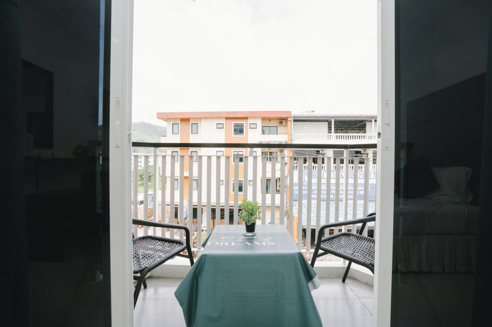 Noble House Patong Hotel Kültér fotó